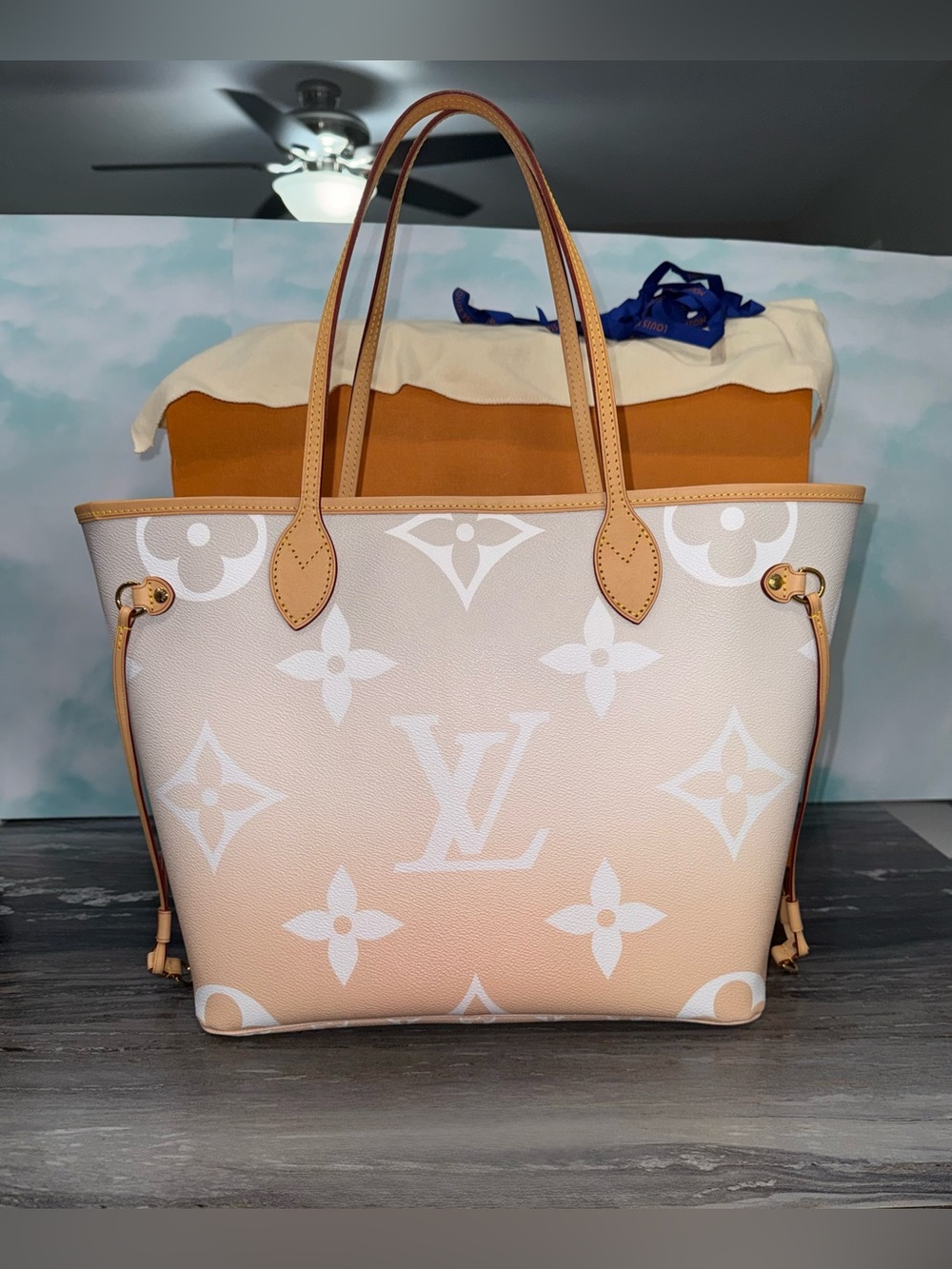 Louis Vuitton By The Pool Neverfull MM Mist/Brume - Picture 4 of 16